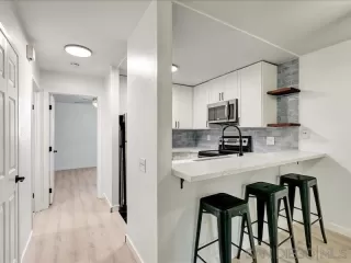 Photo #5: 260002936 Listing 