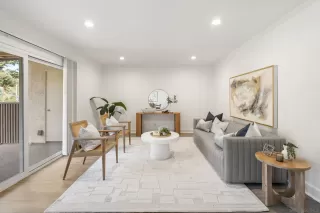 Photo #2: 260002947 Listing 