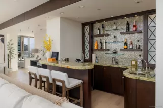 Photo #5: 260003006 Listing 