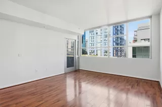 Photo #3: 260003008 Listing 