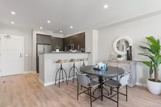 Photo #3: 260003010 Listing