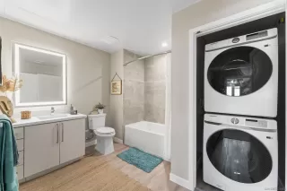 Photo #6: 260003010 Listing