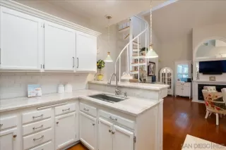 Photo #3: 260003025 Listing 