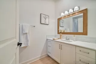 Photo #6: 260003035 Listing 