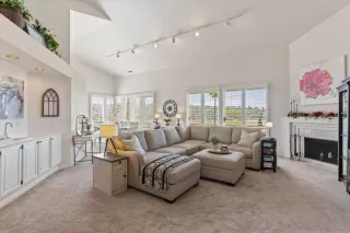 Photo #2: 260003044 Listing 