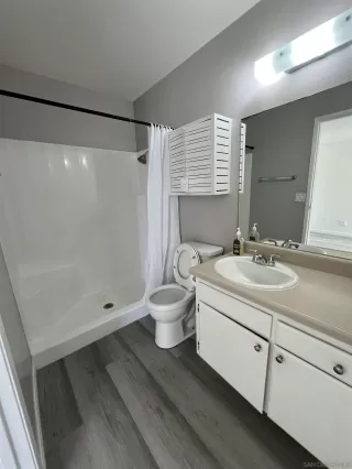 Photo #2: 260003080 Listing 