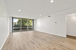 Photo #2: 260003090 Listing 