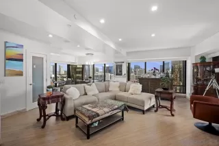 Photo #2: 260003138 Listing