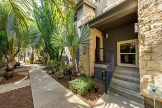 Photo #1: 260003159 Listing