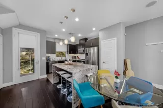 Photo #6: 260003159 Listing