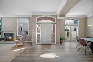 Photo #2: 260003174 Listing 