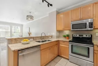 Photo #3: 260003216 Listing 