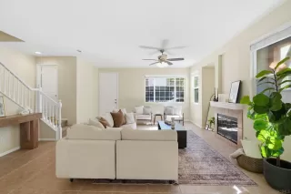 Photo #3: 260003228 Listing 