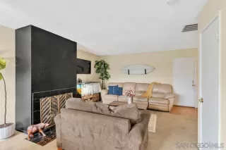 Photo #5: 260003231 Listing