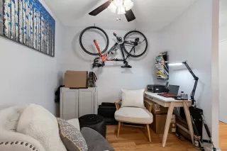 Photo #6: 260003240 Listing