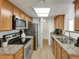 Photo #5: 260003286 Listing 