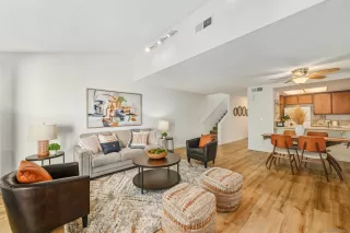 Photo #1: 260003296 Listing 