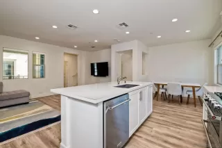 Photo #3: 260003301 Listing 