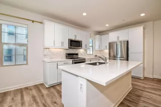 Photo #4: 260003301 Listing 