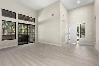 Photo #6: 260003317 Listing 