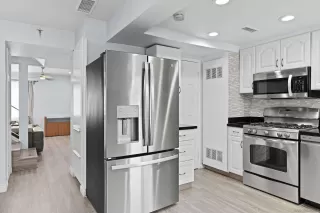 Photo #3: 260003340 Listing 