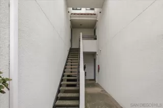 Photo #4: 260003356 Listing 