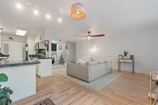 Photo #1: 260003363 Listing 