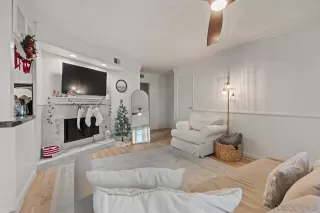 Photo #2: 260003363 Listing 