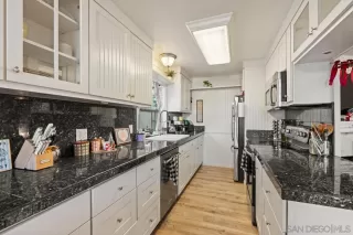 Photo #6: 260003363 Listing 