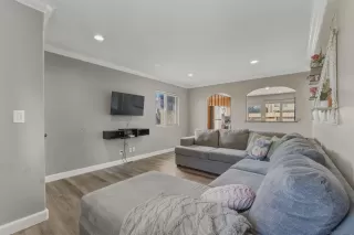 Photo #3: 260003371 Listing 