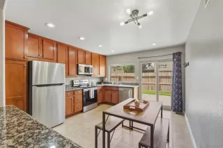 Photo #4: 260003371 Listing 