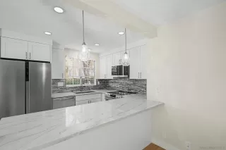 Photo #1: 260003378 Listing 