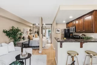 Photo #2: 260003383 Listing 