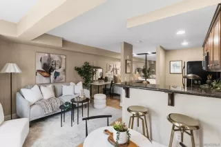 Photo #3: 260003383 Listing 