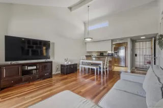 Photo #3: 260003386 Listing 