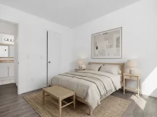 Photo #4: 260003391 Listing