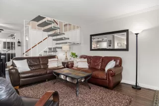 Photo #4: 260003398 Listing 