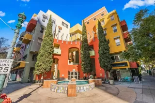 Photo #1: 260003406 Listing 