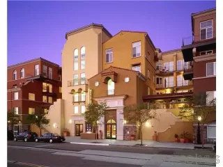 Browse active condo listings in LA BOHEME