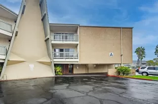 Photo #2: 260003433 Listing