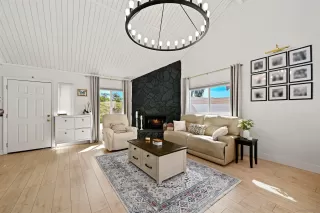 Photo #1: 260003438 Listing 