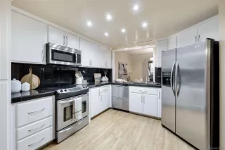 Photo #5: 260003448 Listing 