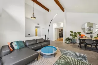 Photo #4: 260003487 Listing 