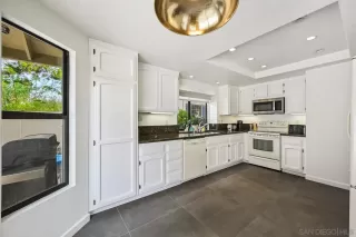 Photo #6: 260003487 Listing 