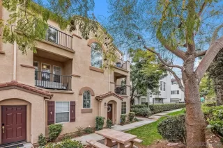 Photo #1: 260003507 Listing 