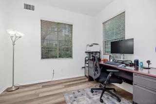 Photo #5: 260003507 Listing 