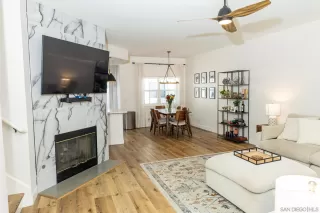 Photo #4: 260003552 Listing