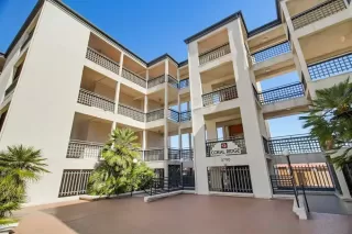 Photo #1: 260003563 Listing