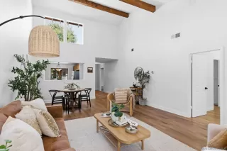 Photo #3: 260003574 Listing 