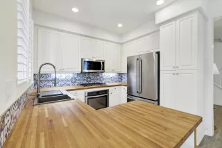 Photo #6: 260003595 Listing 